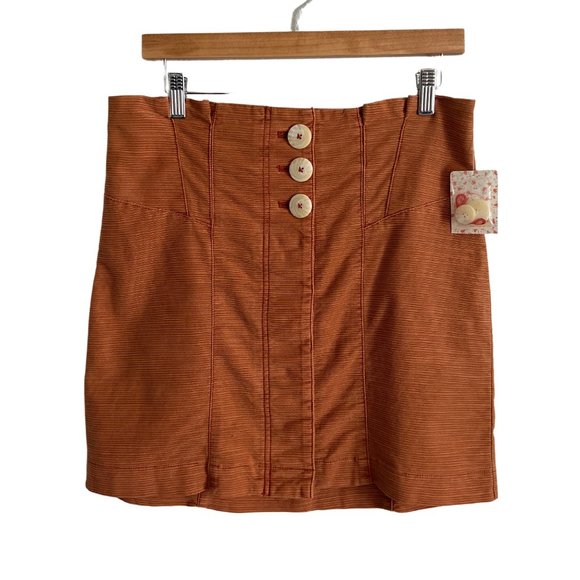 Free People Dresses & Skirts - Free People *NWT* Blush button up skirt. Size 10